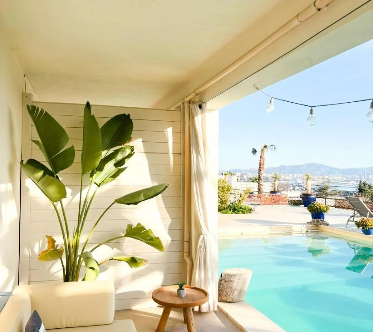 Les Suites Love 1 Spa Vue Mer Piscine Marseille